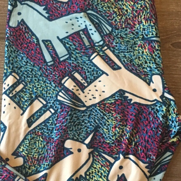 🦄FINAL PRICE LuLaRoe Literal Unicorn Leggings TC - Picture 2 of 5